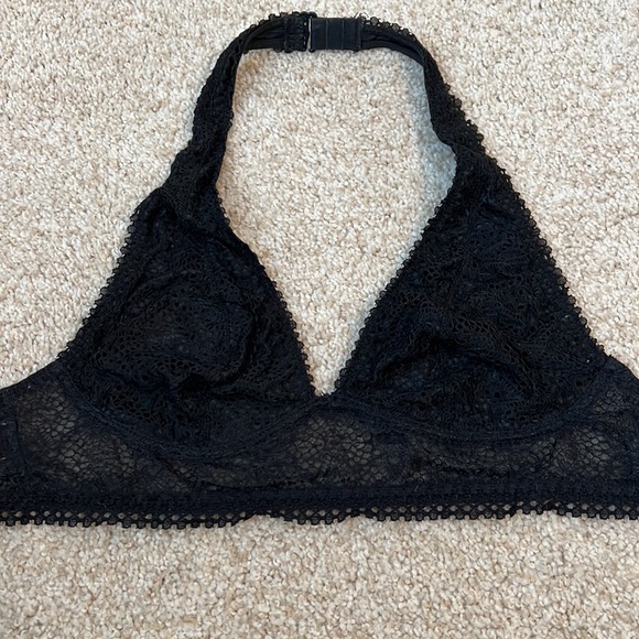 Victoria’s Secret Black Lace Halter Bralette - Picture 2 of 5